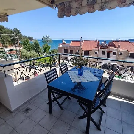 Golden View Thassos アパート